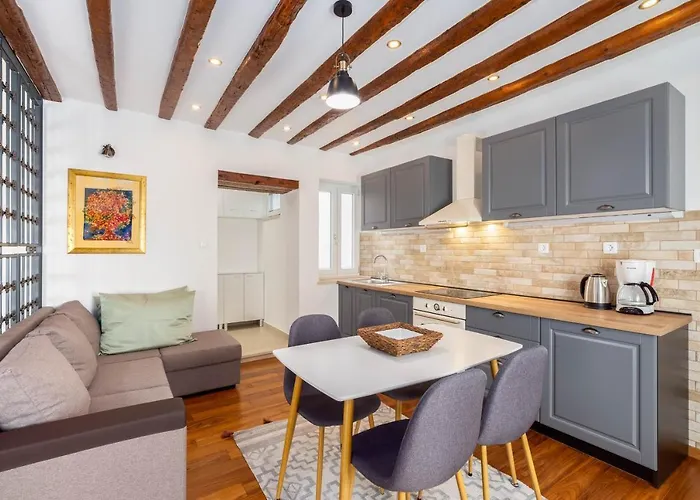Stephane City Vibe Suites