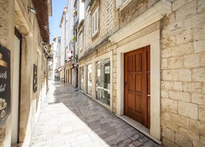 Stephane City Vibe Suites