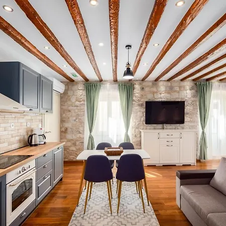 Stephane City Vibe Suites Trogir Exterior photo