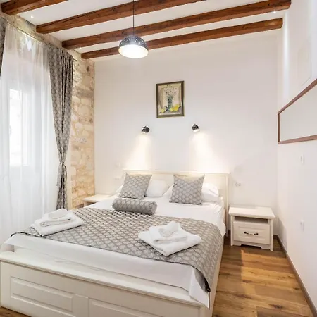 Stephane City Vibe Suites Trogir Exterior photo